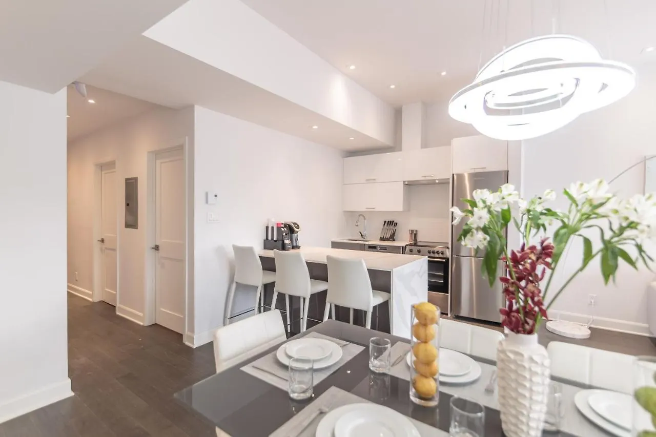 Parc Avenue Residences Mile End Montreal 4*,