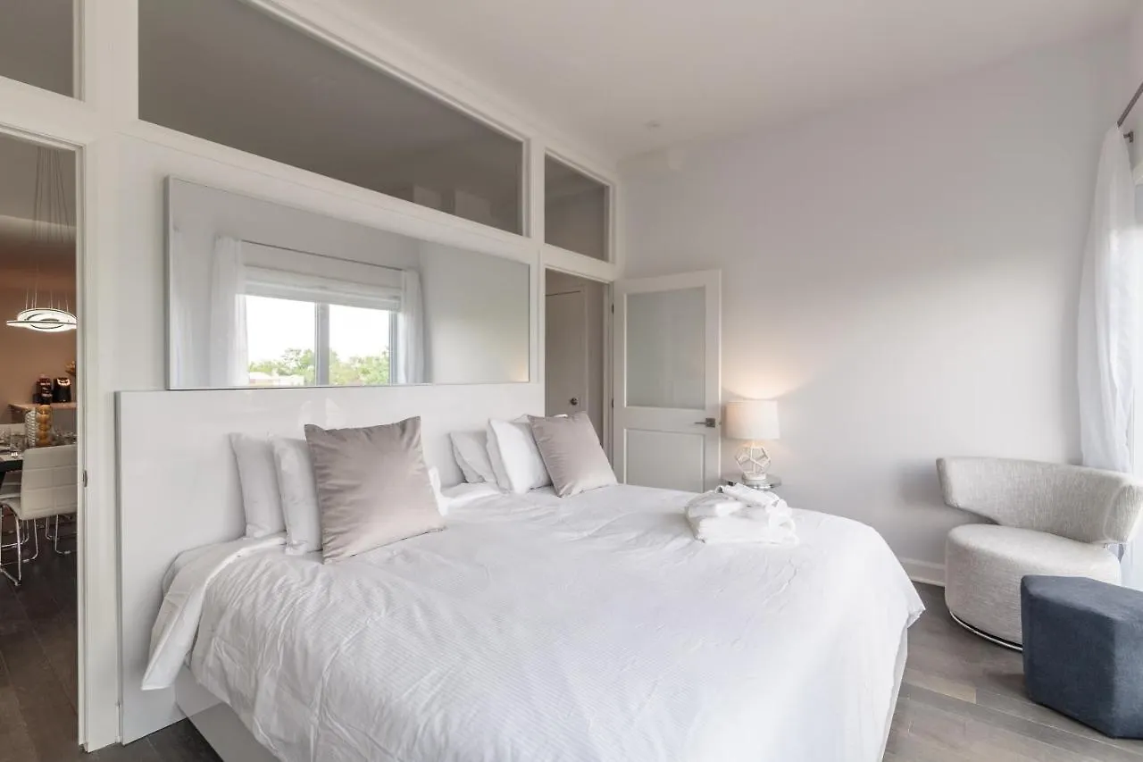 Parc Avenue Residences Mile End Montreal Aparthotel