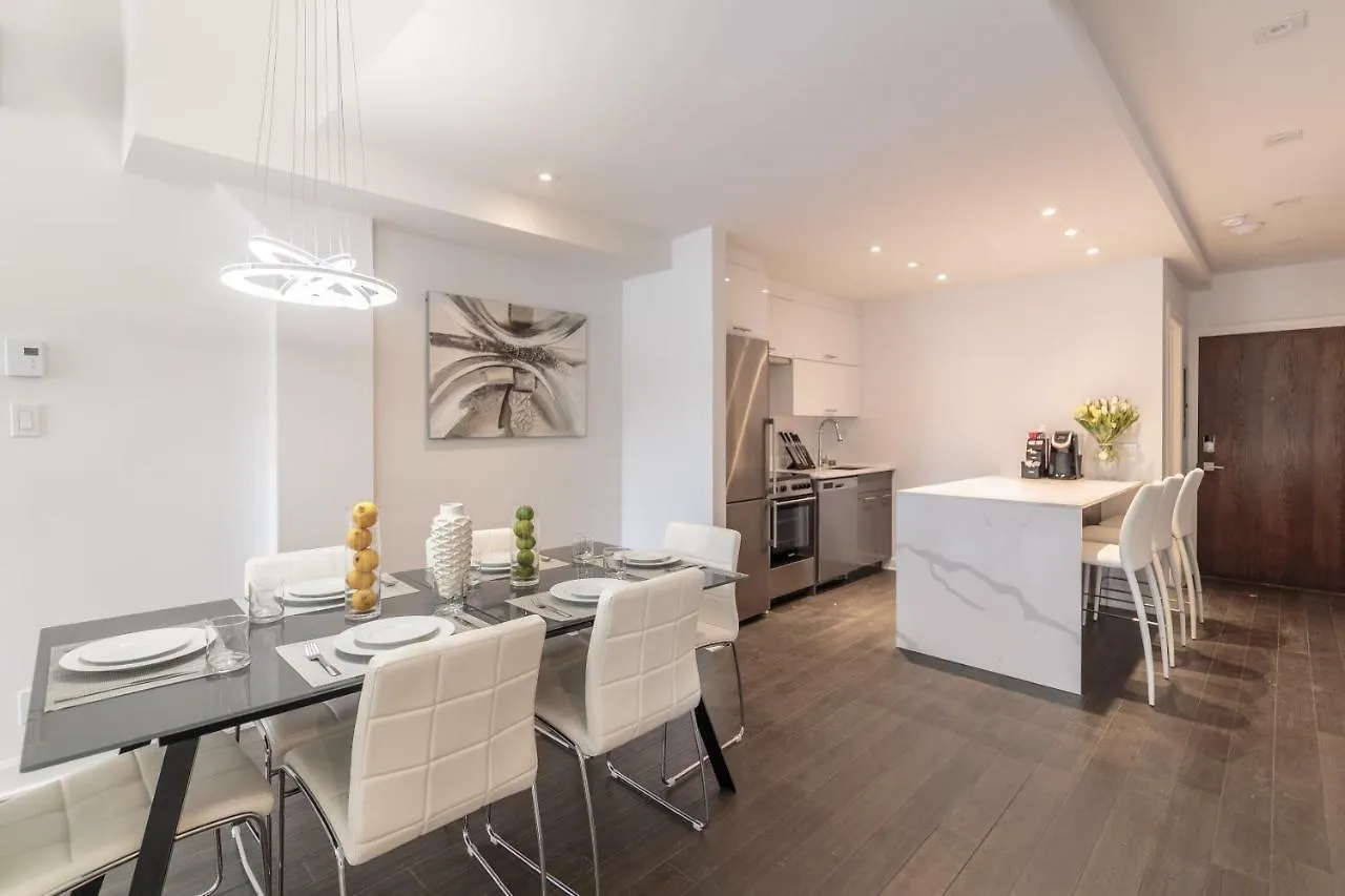 **** Aparthotel Parc Avenue Residences Mile End Montreal Canada